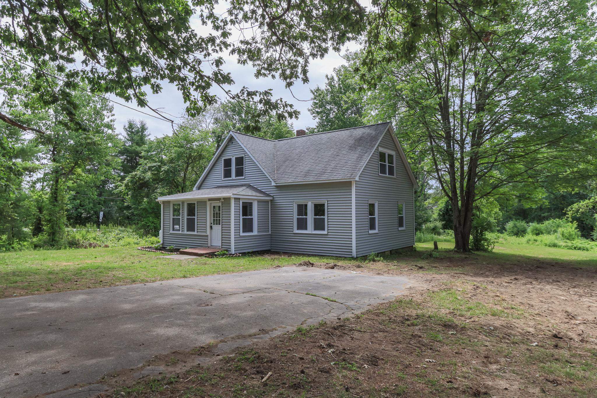 783 Hooksett Road Auburn, NH 03032 - Photo 4 of 60 Gallery Image 4