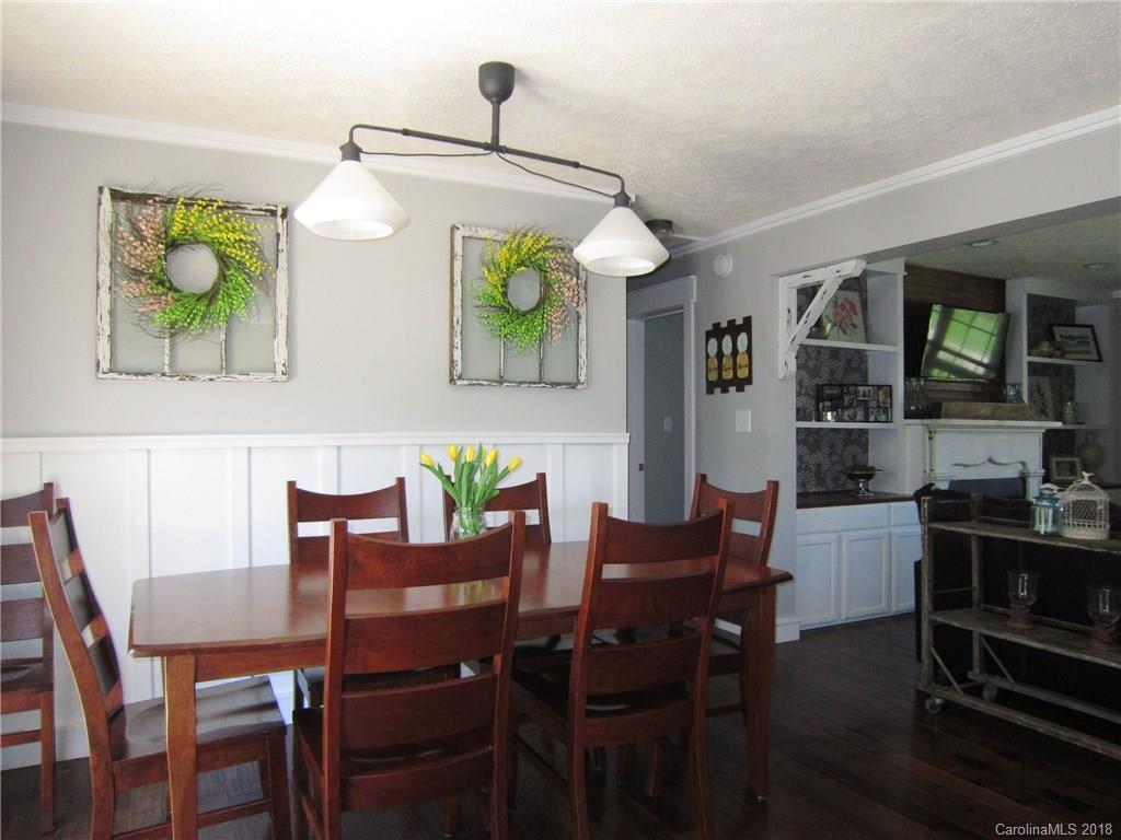 266 Murray Road Canton, NC 28716 - Photo 7 of 36 a view of a dining room with furniture and a table