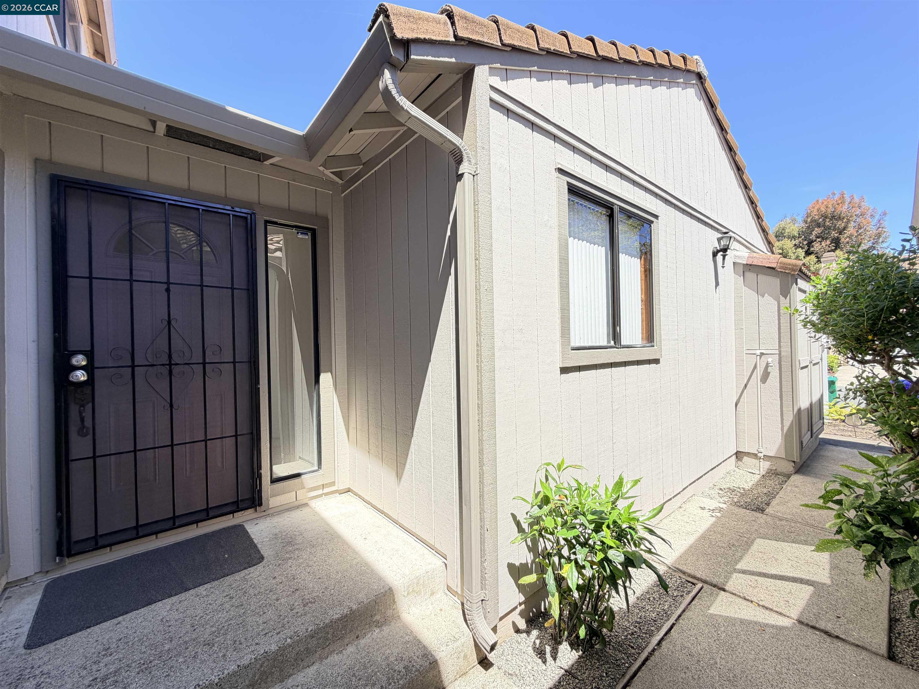 886 Valley Run Hercules, CA 94547 - Photo 6 of 39