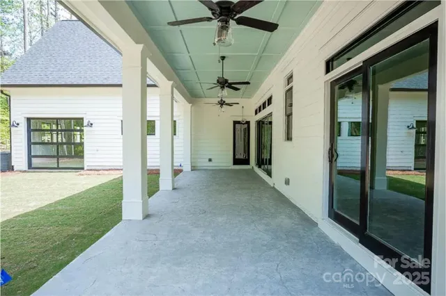 $2,795,500 | 155 Eagle Chase Lane, Troutman, NC 28166