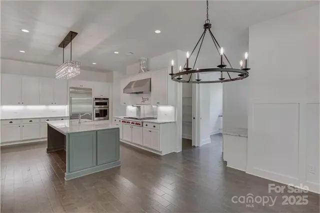 $2,795,500 | 155 Eagle Chase Lane, Troutman, NC 28166