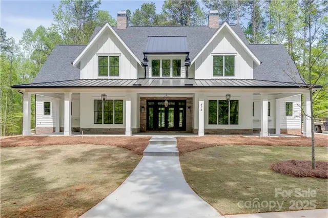 $2,795,500 | 155 Eagle Chase Lane, Troutman, NC 28166