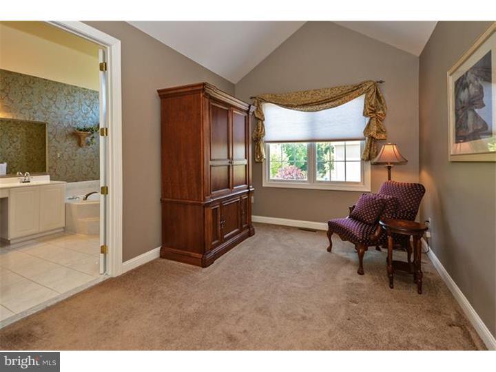 2521 Lockleigh Road Jamison, PA 18929 - Photo 14 of 25 Bedroom - Main
