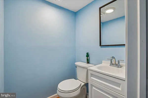 $260,000 | 57 Town Pines Court, Annapolis, MD 21401