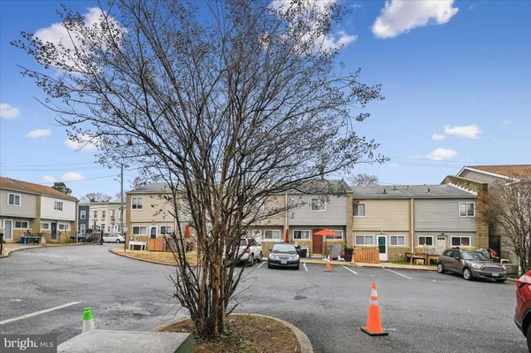 $260,000 | 57 Town Pines Court, Annapolis, MD 21401