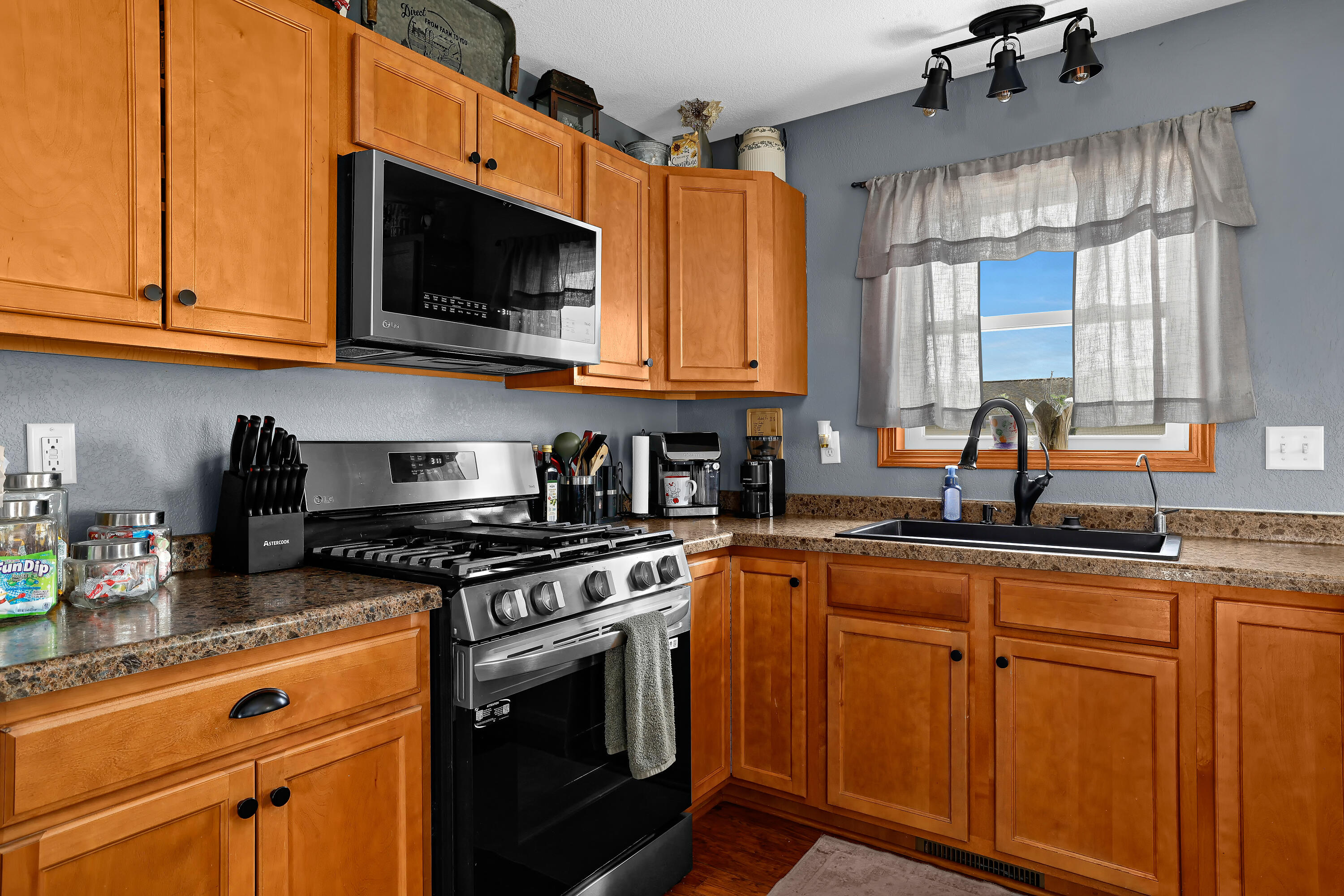 1359 Spruce Street Rockland, WI 54653 - Photo 12 of 23 _C8A2886