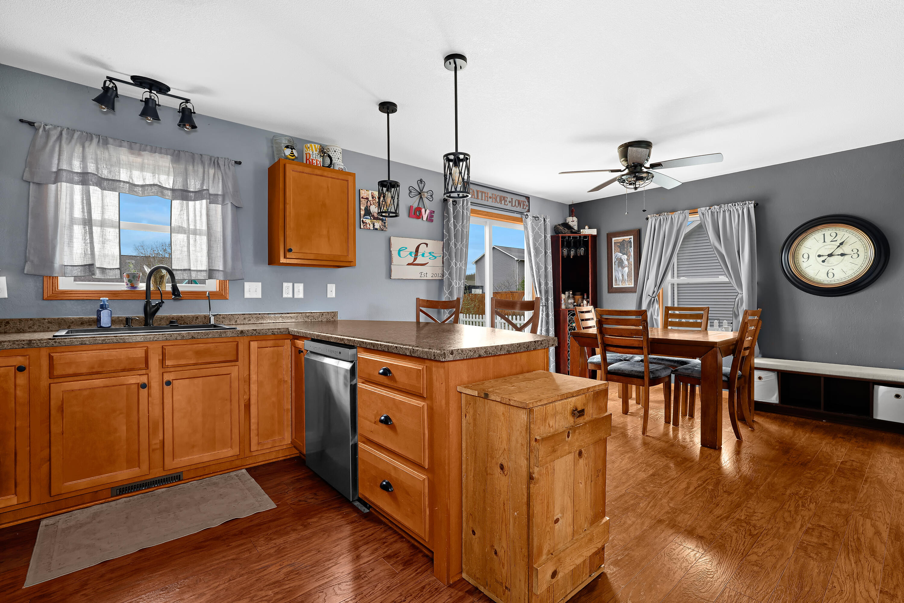 1359 Spruce Street Rockland, WI 54653 - Photo 13 of 23 _C8A2859