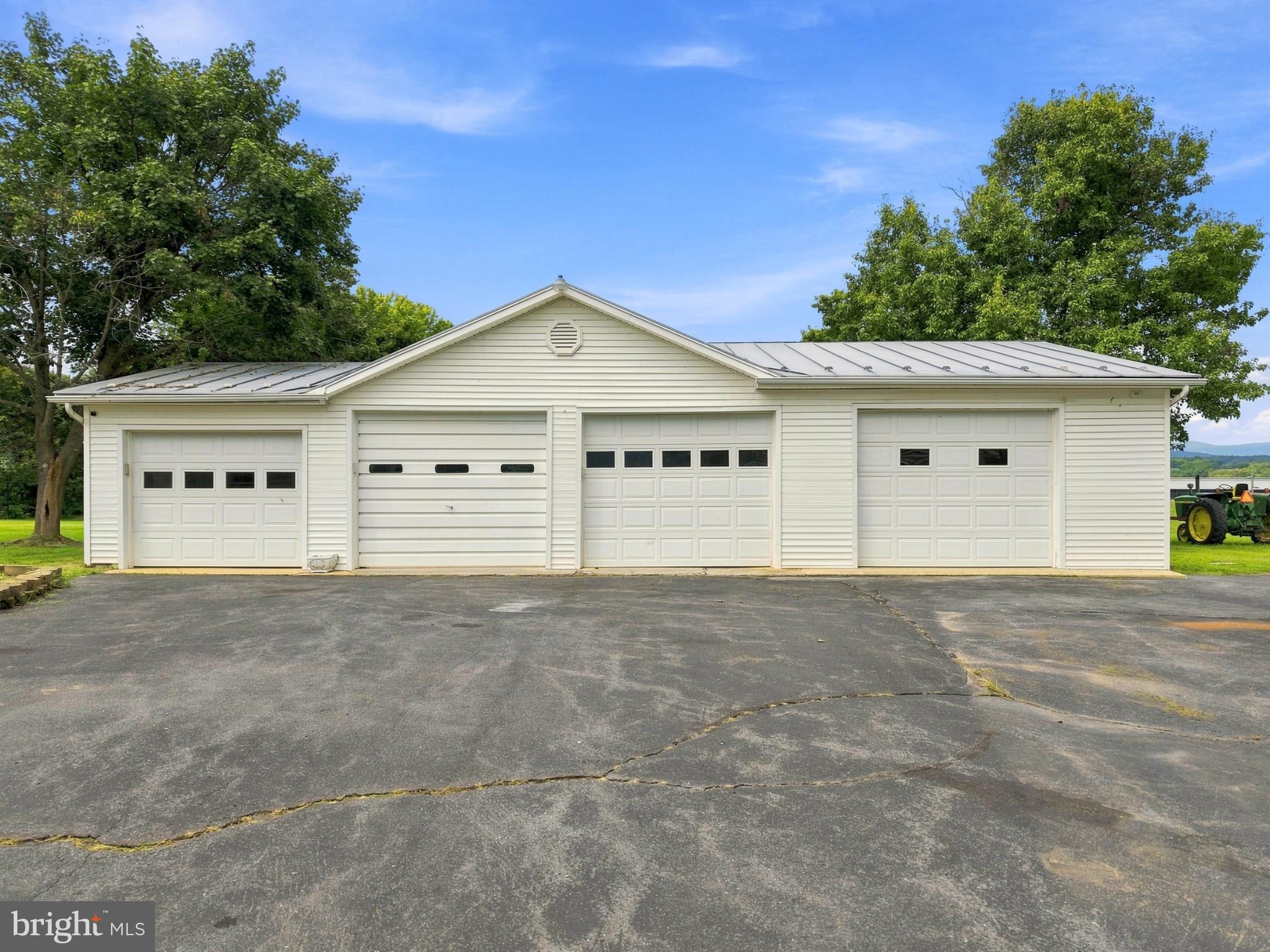 1749 Georgetown Road Mount Jackson, VA 22842 - Photo 5 of 72 Gallery Image 5