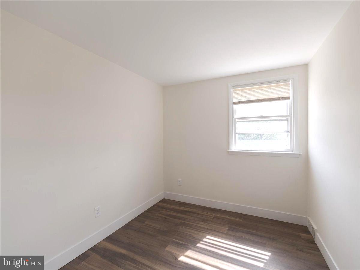 11805 Brandon Road Philadelphia, PA 19154 - Photo 18 of 23 Gallery Image 18
