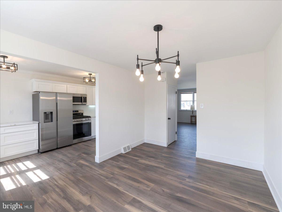 11805 Brandon Road Philadelphia, PA 19154 - Photo 10 of 23 Gallery Image 10