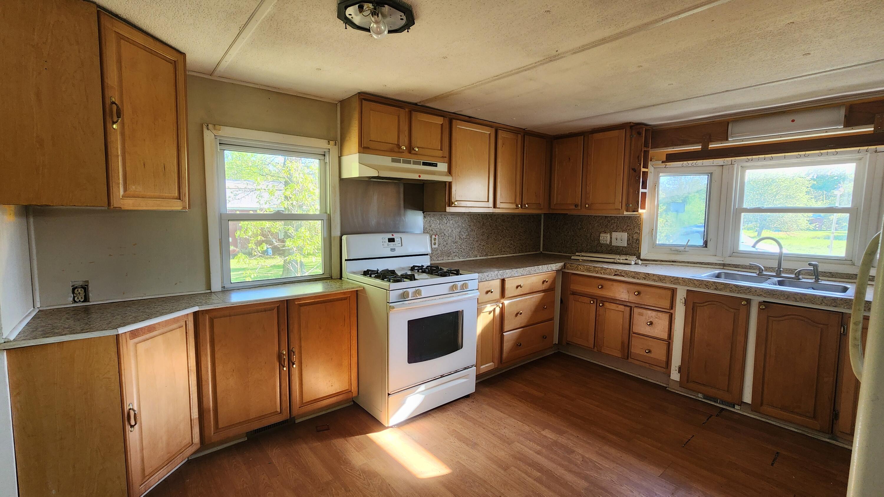 14915 White Road Bailey, MI 49303 - Photo 8 of 37 Kitchen