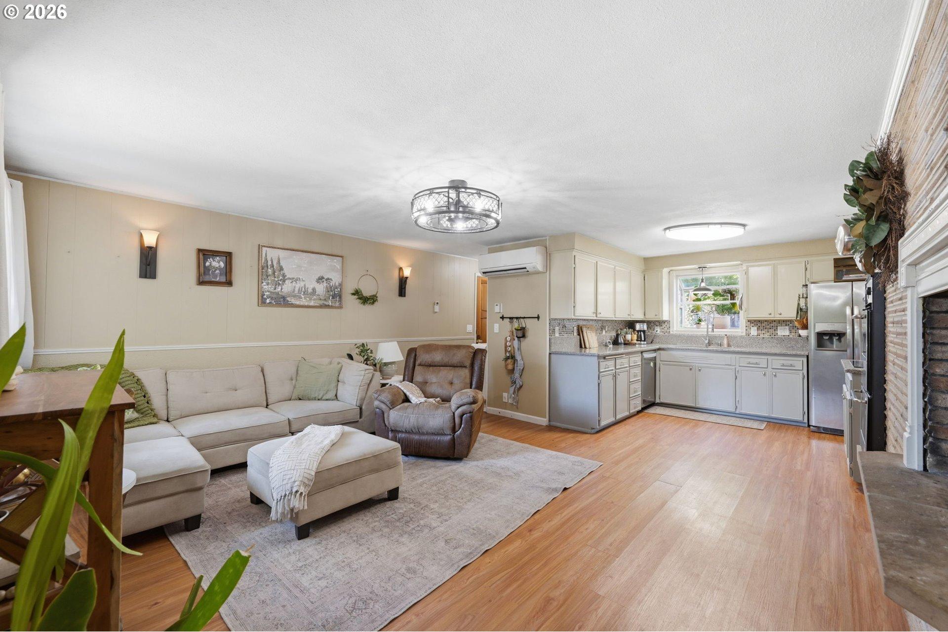 1765 Santa Rosa Street Eugene, OR 97404 - Photo 5 of 47 Gallery Image 5