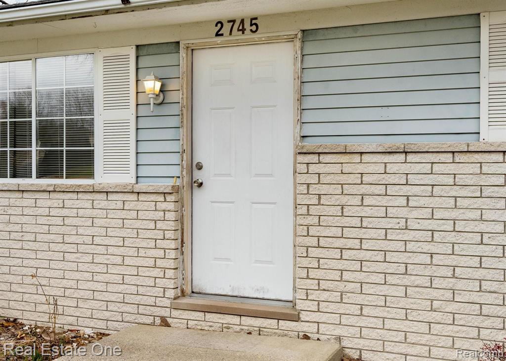 2745 Emmons Avenue Rochester Hills, MI 48307 - Photo 24 of 25