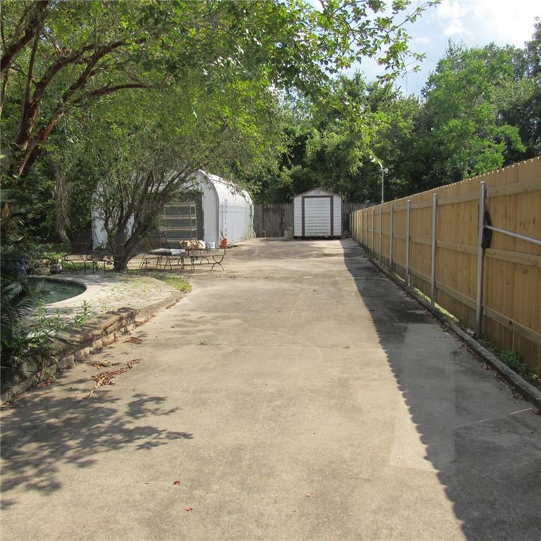 423 Oak Road Belle Chasse, LA 70037 - Photo 32 of 34 Gallery Image 32