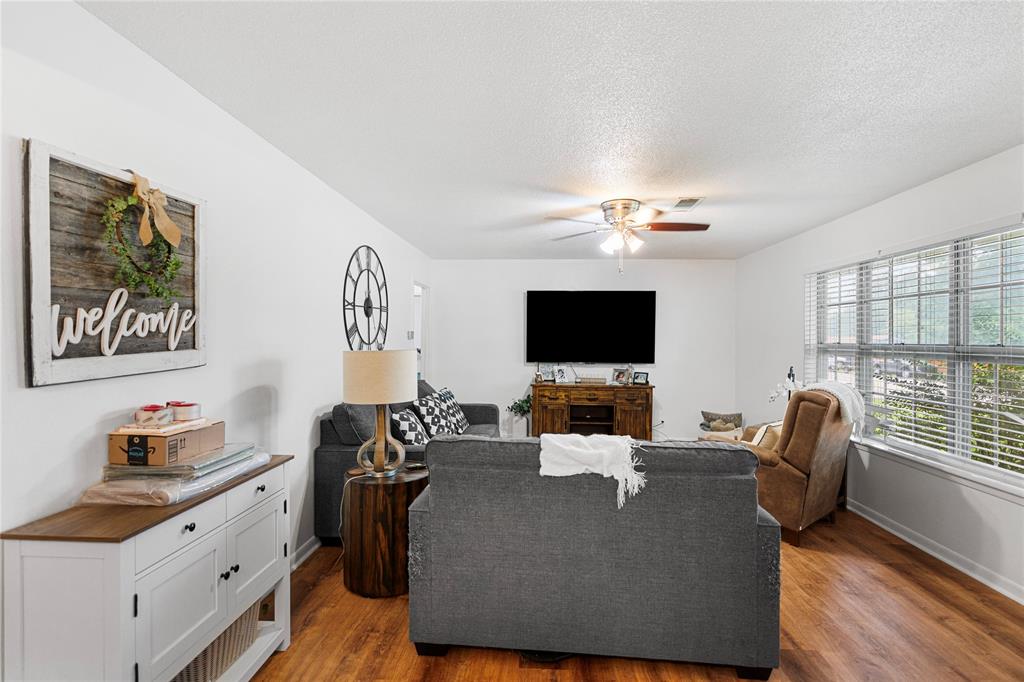 603 5th Street Muenster, TX 76252 - Photo 3 of 24