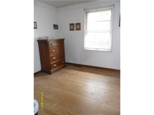 2208 Case Road Columbus, OH 43224 - Photo 11 of 14