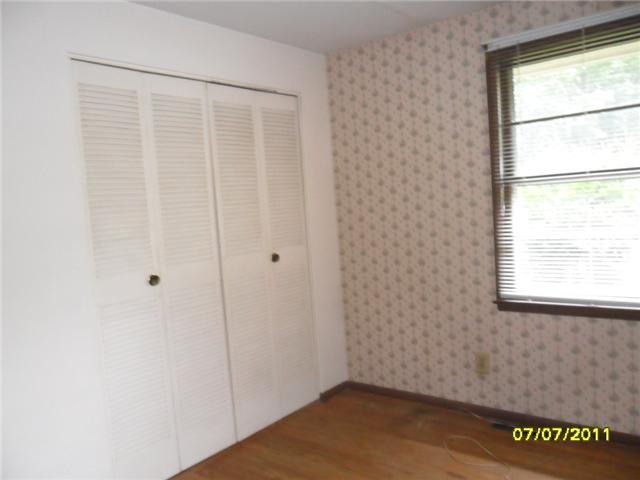2208 Case Road Columbus, OH 43224 - Photo 13 of 14