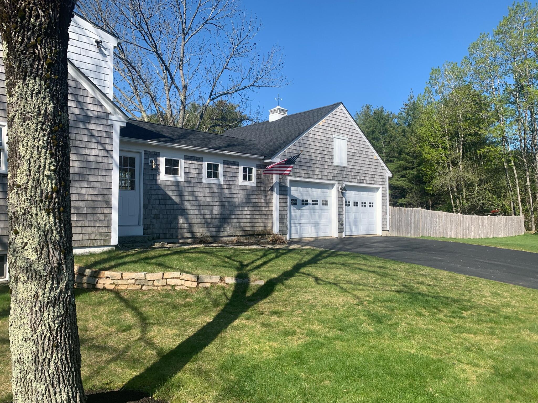 90 Middle Road Falmouth, ME 04105 - Photo 8 of 43 Side Exterior