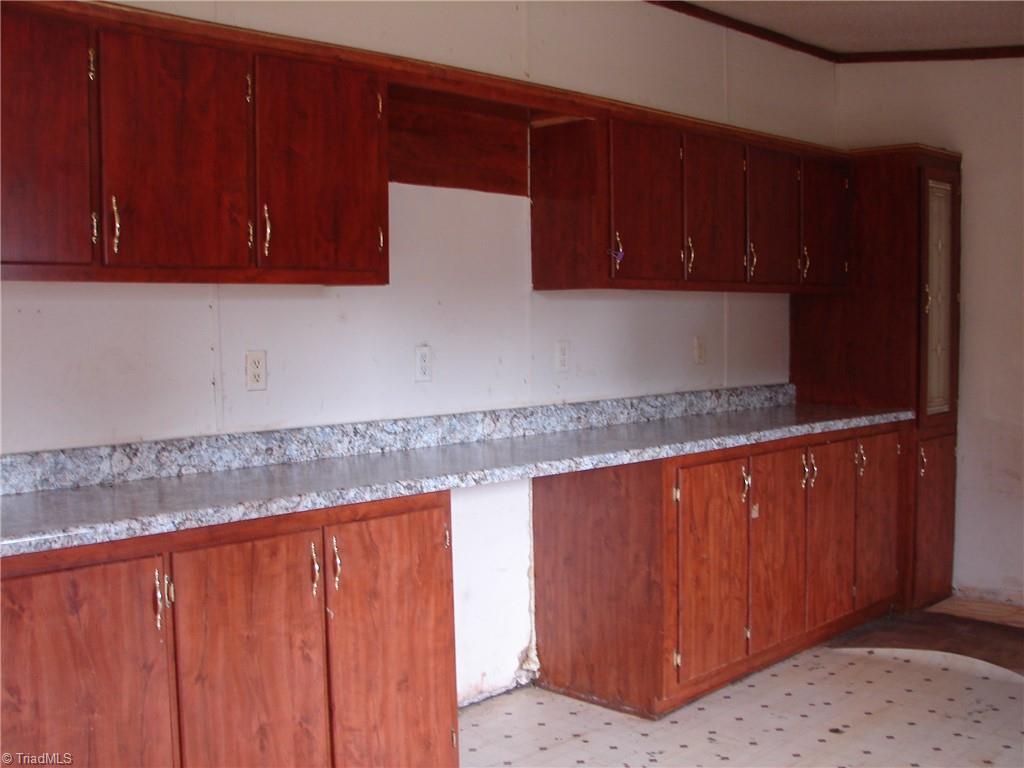 3912 Bethesda Road Lexington, NC 27295 - Photo 8 of 19 Gallery Image 8