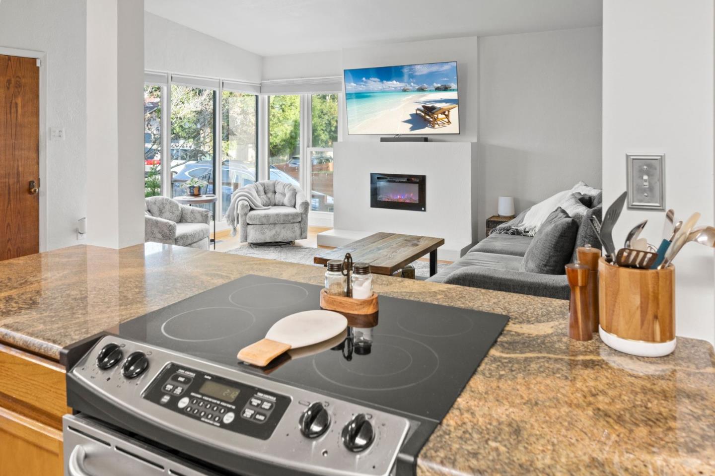 1065 Hargus Avenue Vallejo, CA 94591 - Photo 12 of 36