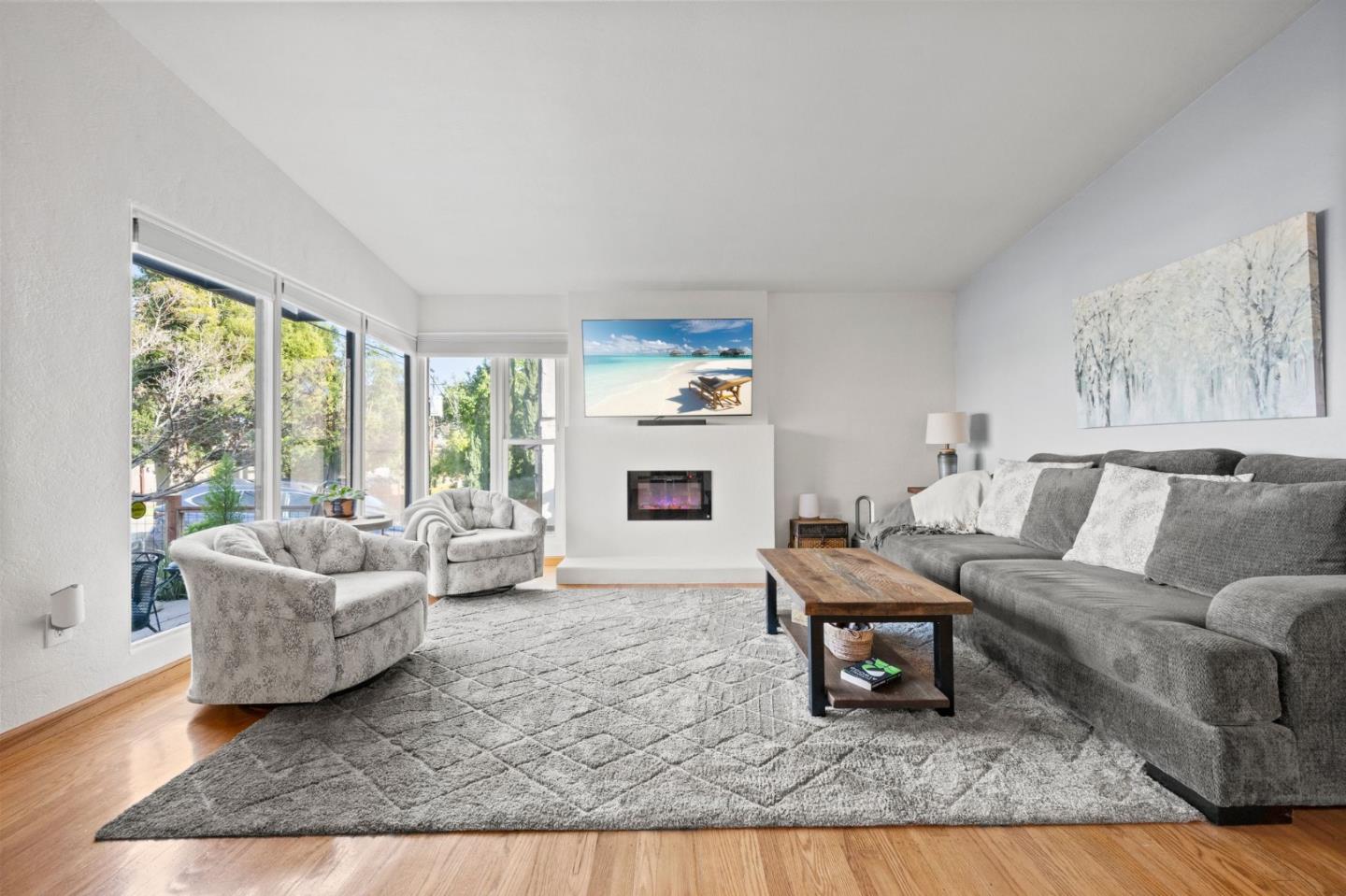 1065 Hargus Avenue Vallejo, CA 94591 - Photo 4 of 36