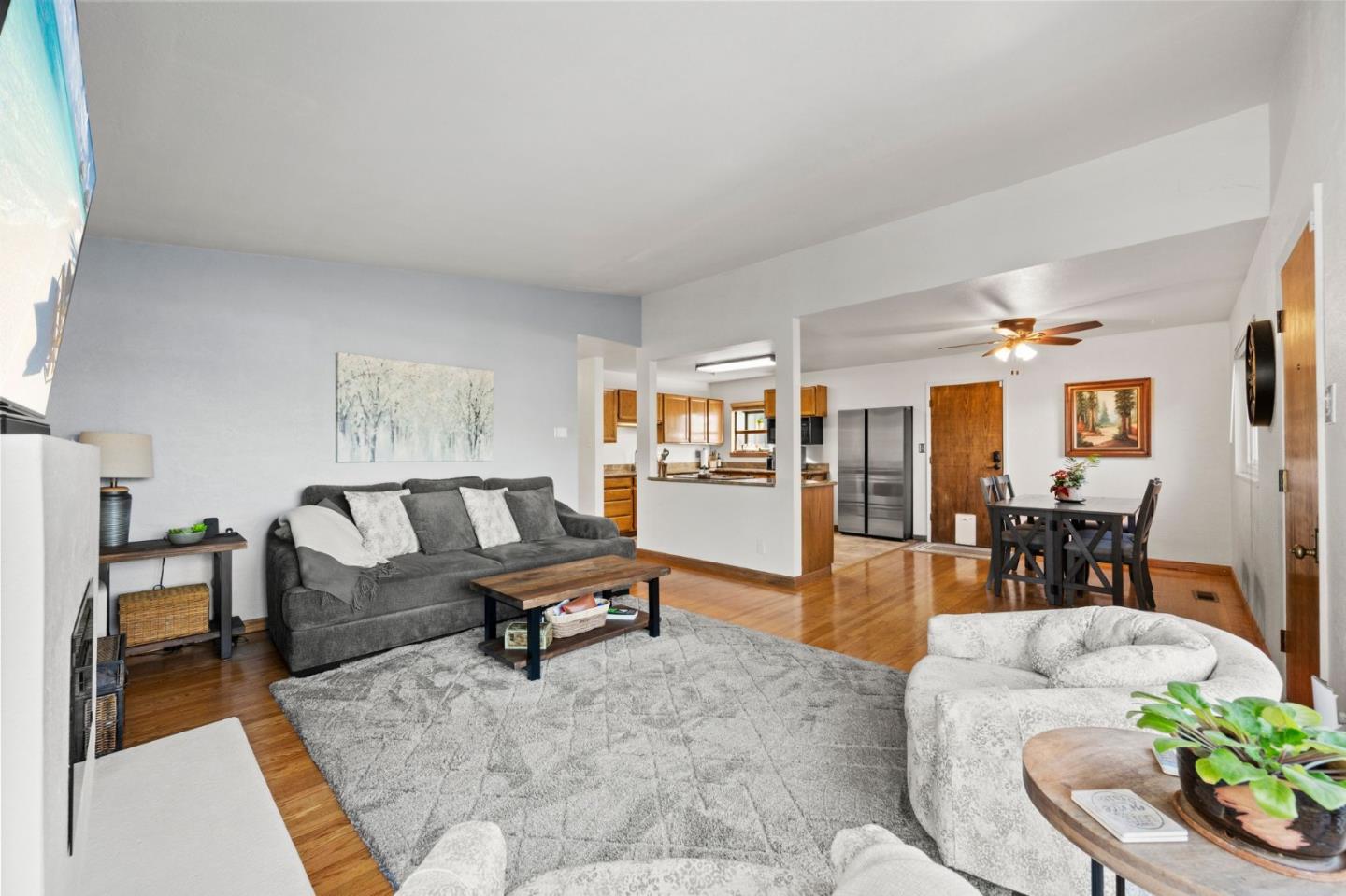 1065 Hargus Avenue Vallejo, CA 94591 - Photo 6 of 36