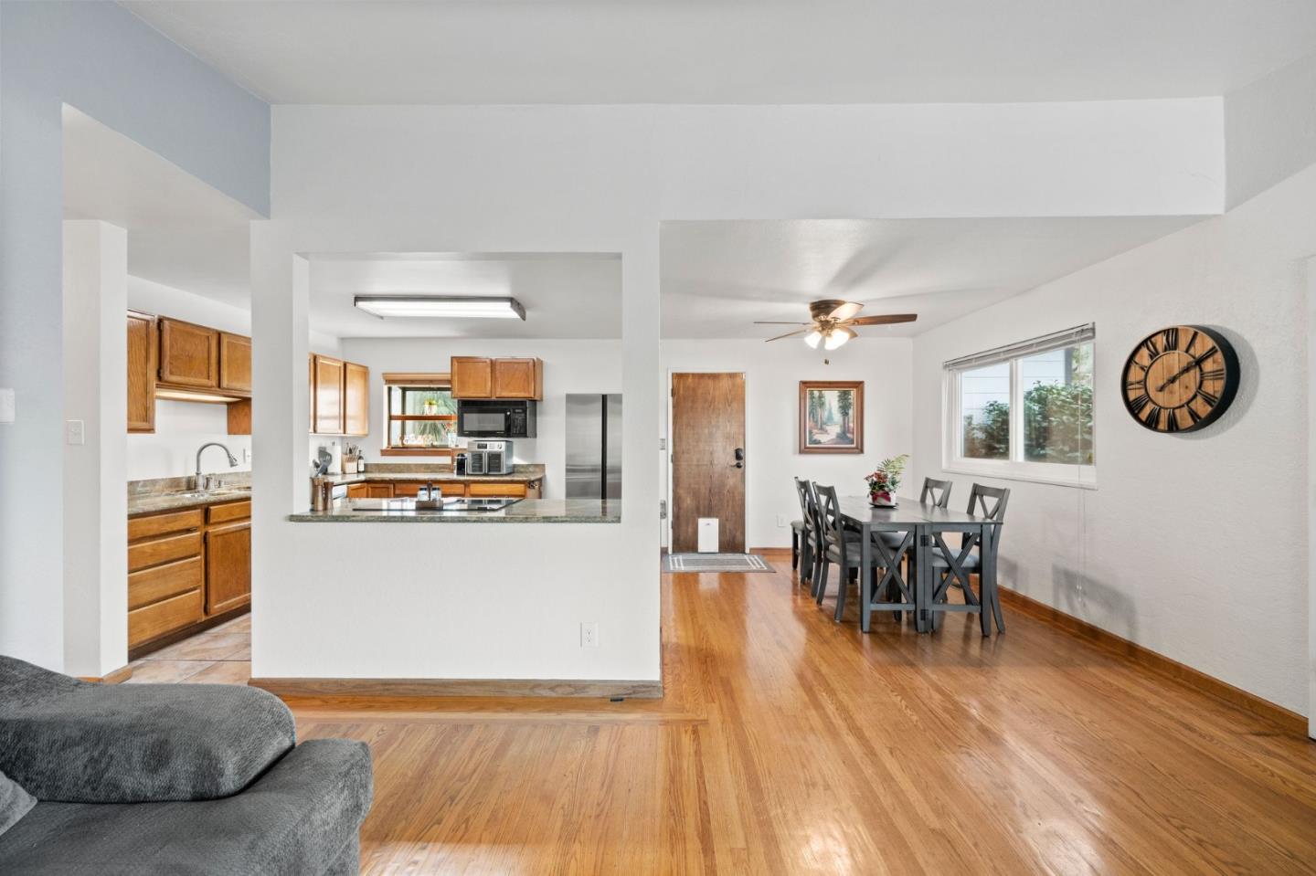 1065 Hargus Avenue Vallejo, CA 94591 - Photo 9 of 36