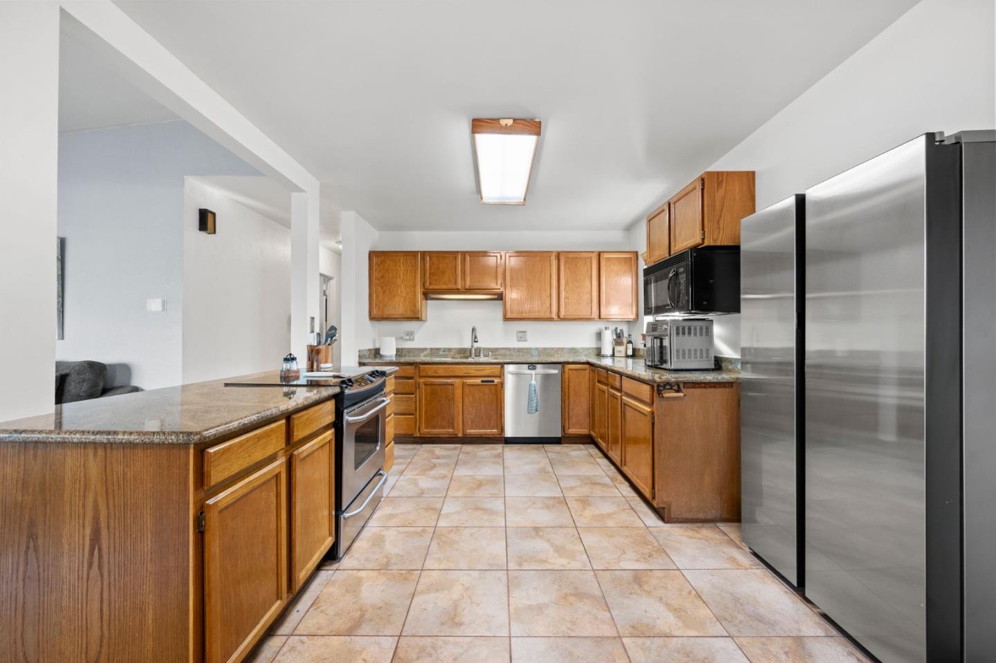 1065 Hargus Avenue Vallejo, CA 94591 - Photo 10 of 36