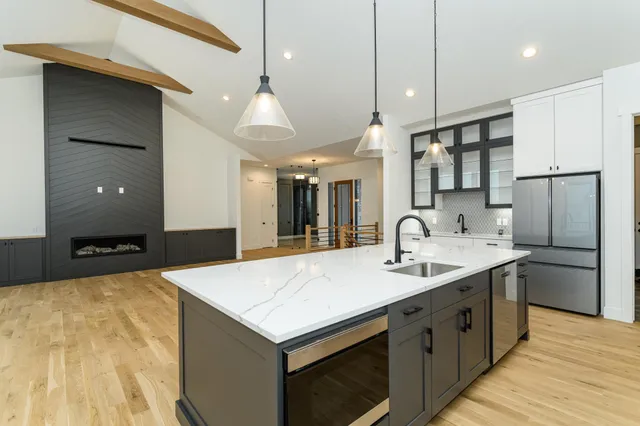 $1,529,900 | 4980 Royal Oaks Circle Southwest, Rochester, MN 55902