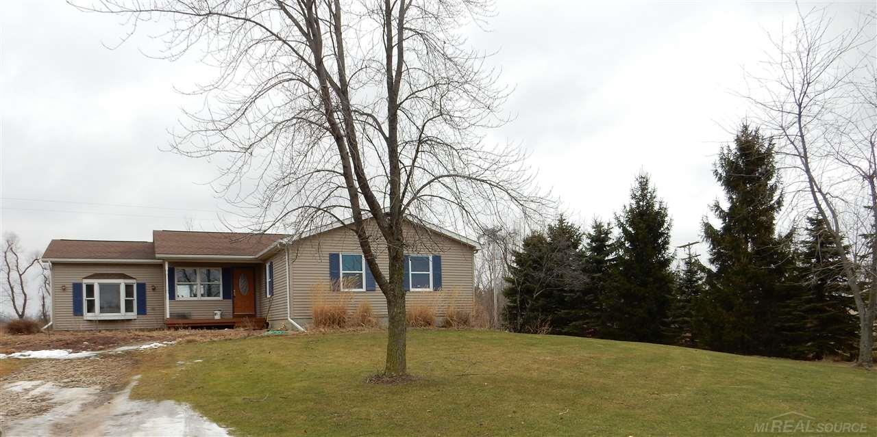4112 Church Perry, MI 48872 - Photo 1 of 39 31277651.JPG
