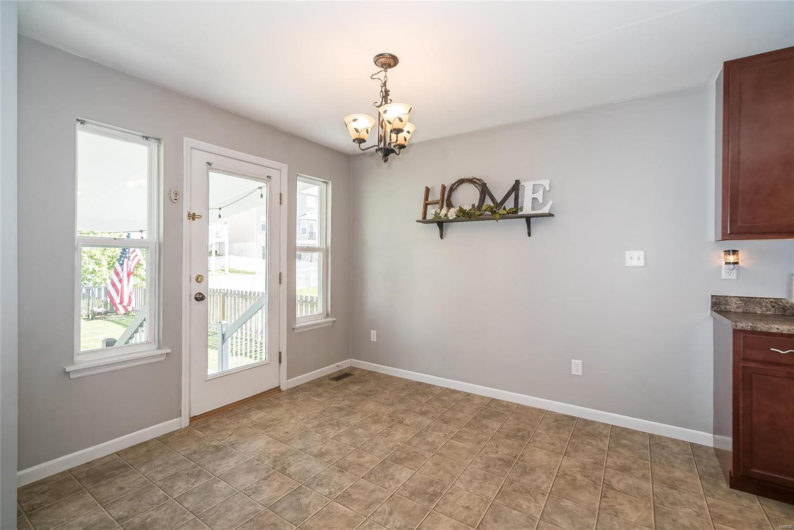 605 Spring Manor O'Fallon, MO 63368 - Photo 34 of 48