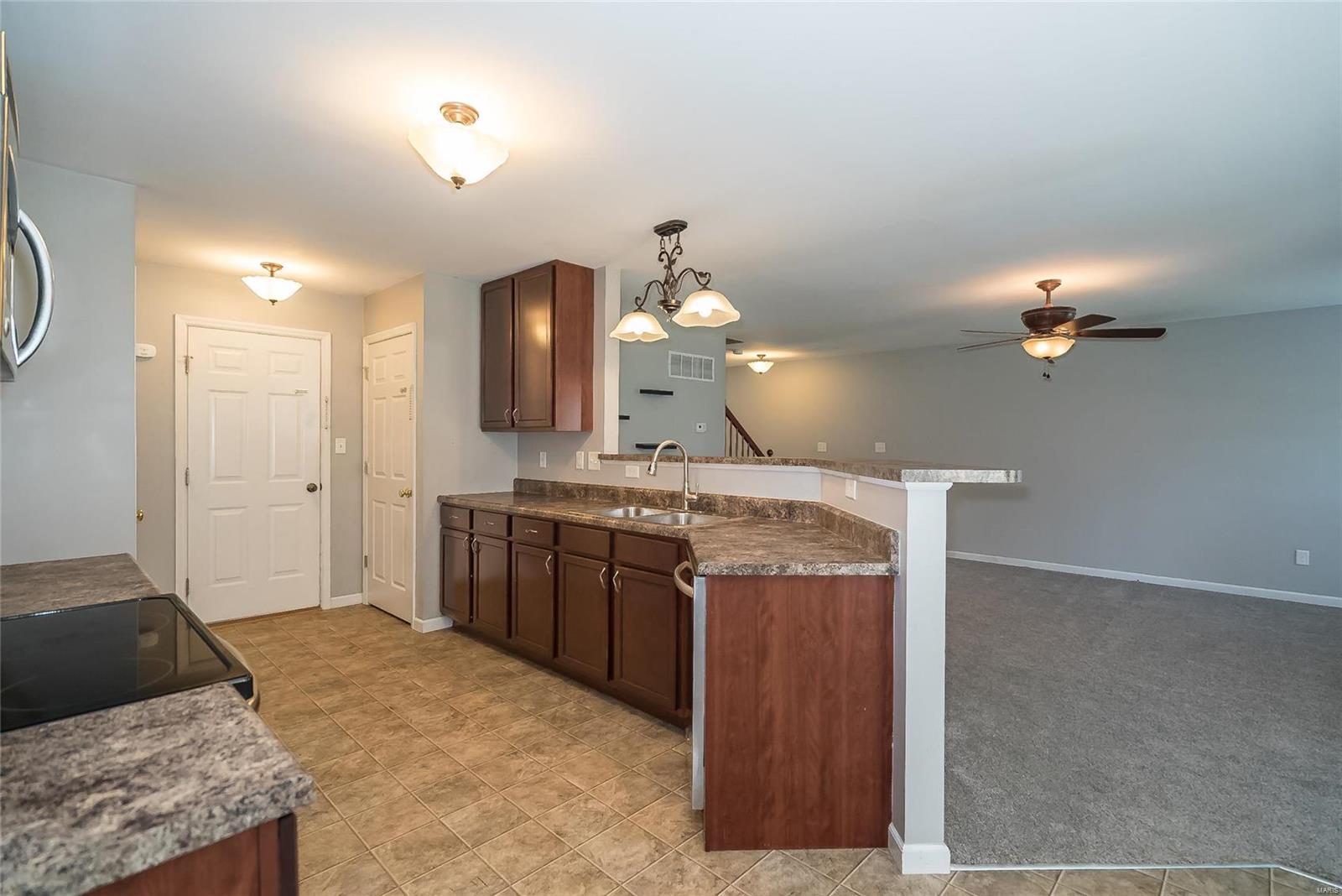 605 Spring Manor O'Fallon, MO 63368 - Photo 36 of 48