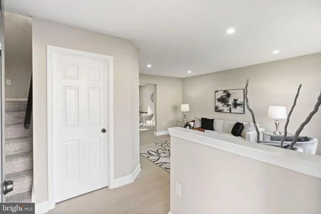 $299,900 | 20 Elks Trail, New Castle, DE 19720