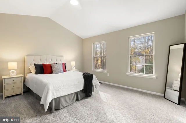 $299,900 | 20 Elks Trail, New Castle, DE 19720