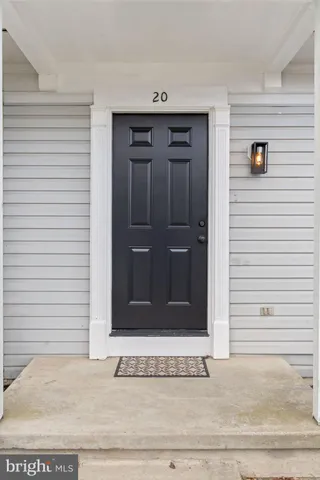 $299,900 | 20 Elks Trail, New Castle, DE 19720