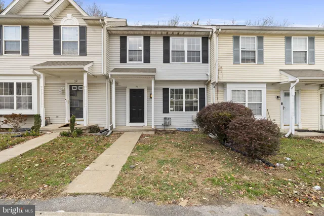 $299,900 | 20 Elks Trail, New Castle, DE 19720