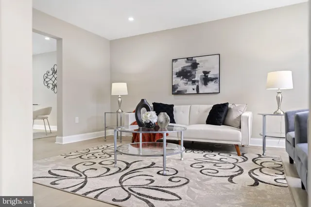 $299,900 | 20 Elks Trail, New Castle, DE 19720