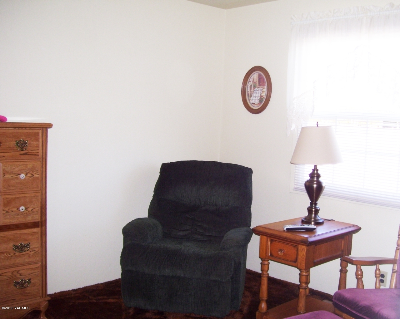 1401 Franklin Road Tieton, WA 98947 - Photo 15 of 20 a view of a room with a table and a chair