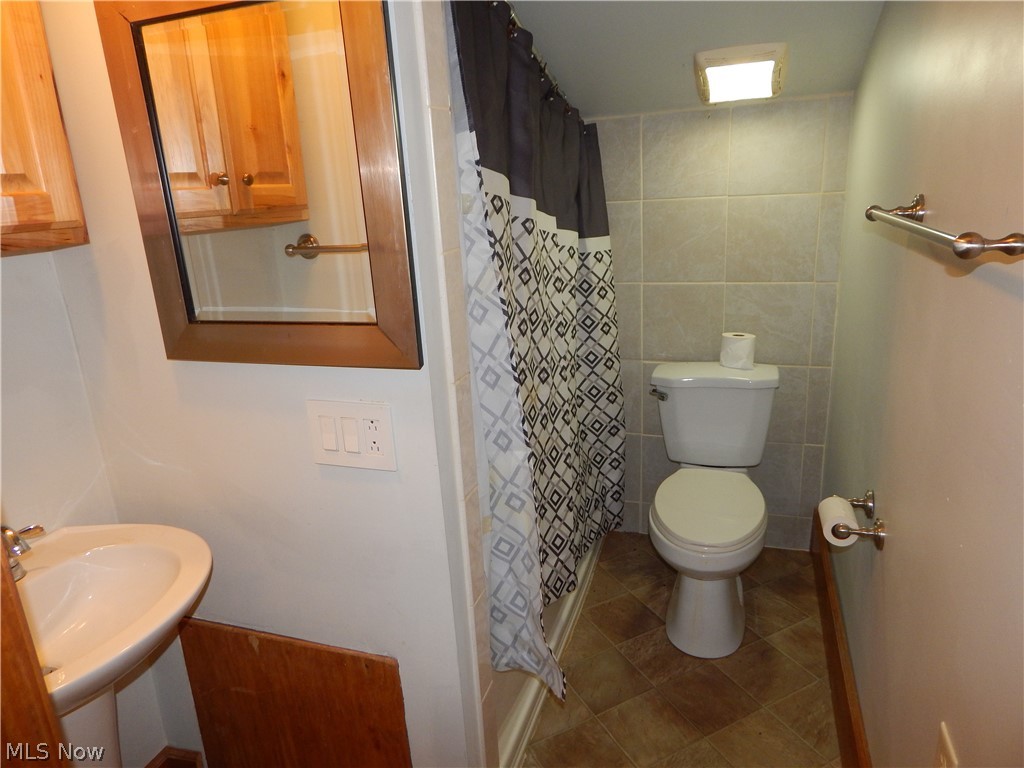 5285 Oil Ridge Harrisville, WV 26362 - Photo 21 of 35 Gallery Image 21