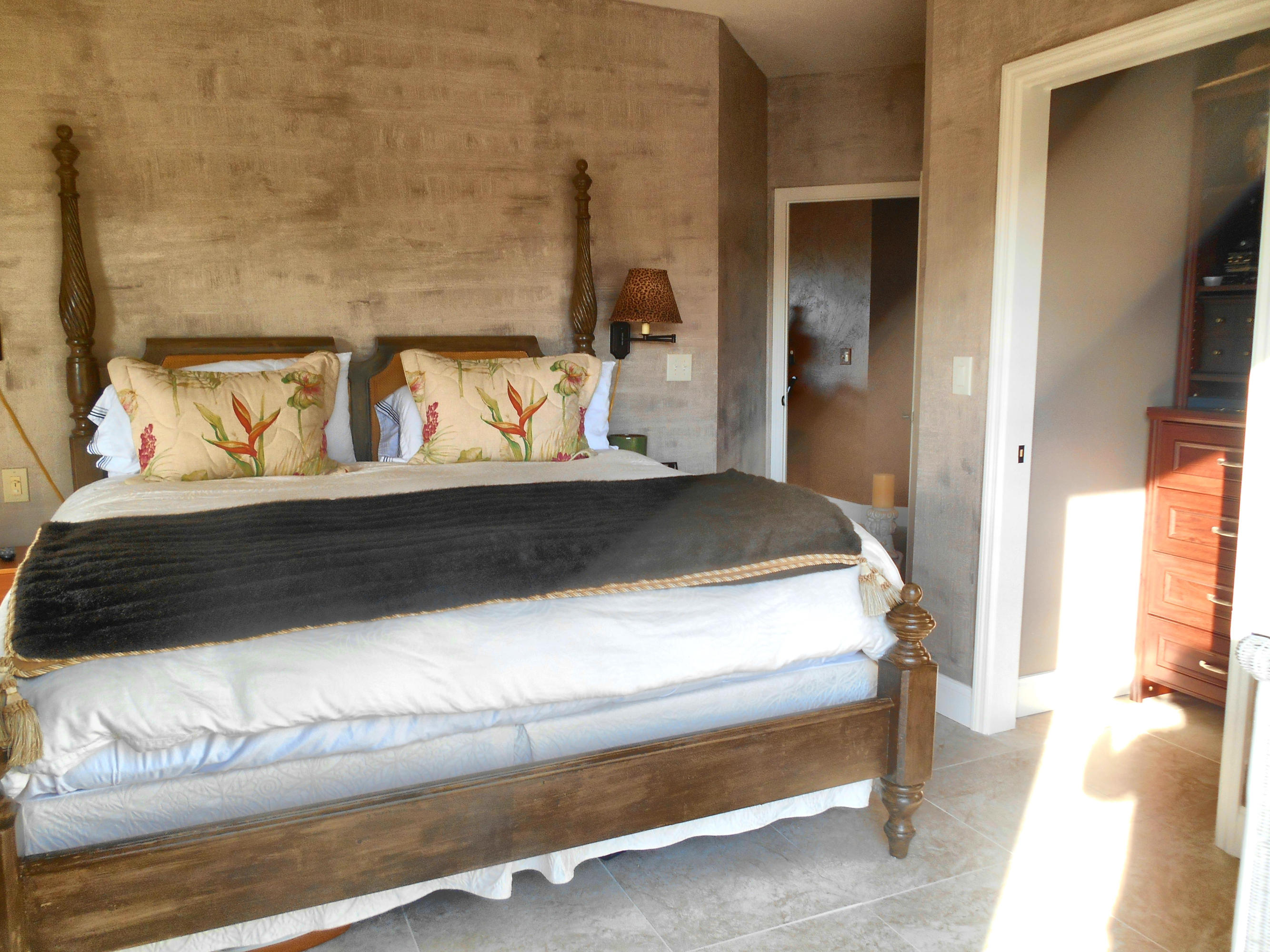 28535 Anne Bonny Road Summerland Key, FL 33042 - Photo 16 of 45 First Bedroom