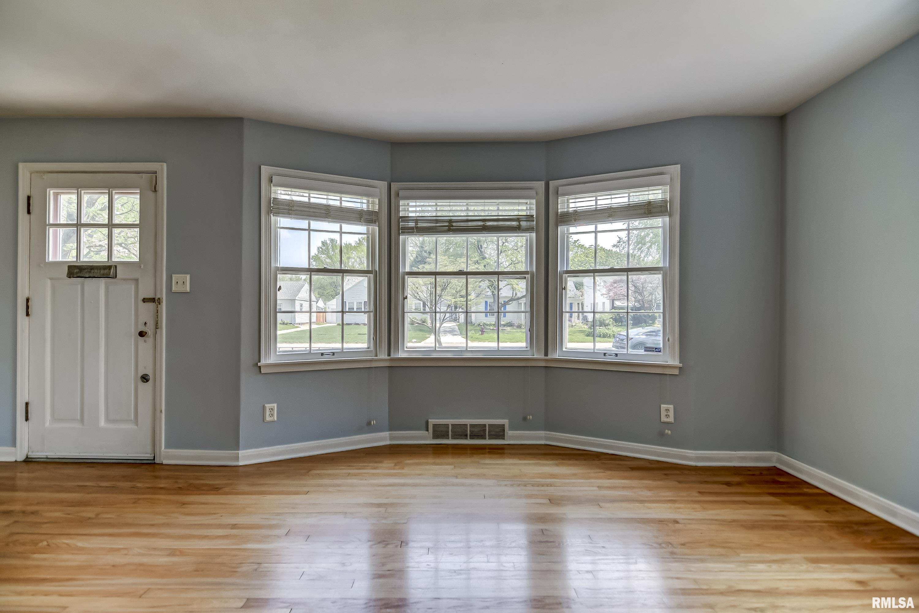 2417 South State Street Springfield, IL 62704 - Photo 9 of 40