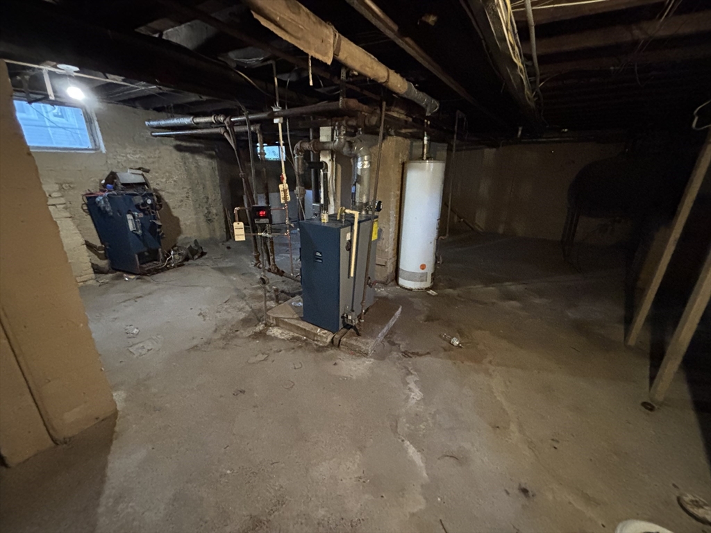 90 Cambridge Street Springfield, MA 01109 - Photo 13 of 25 a view of a room with gym equipment