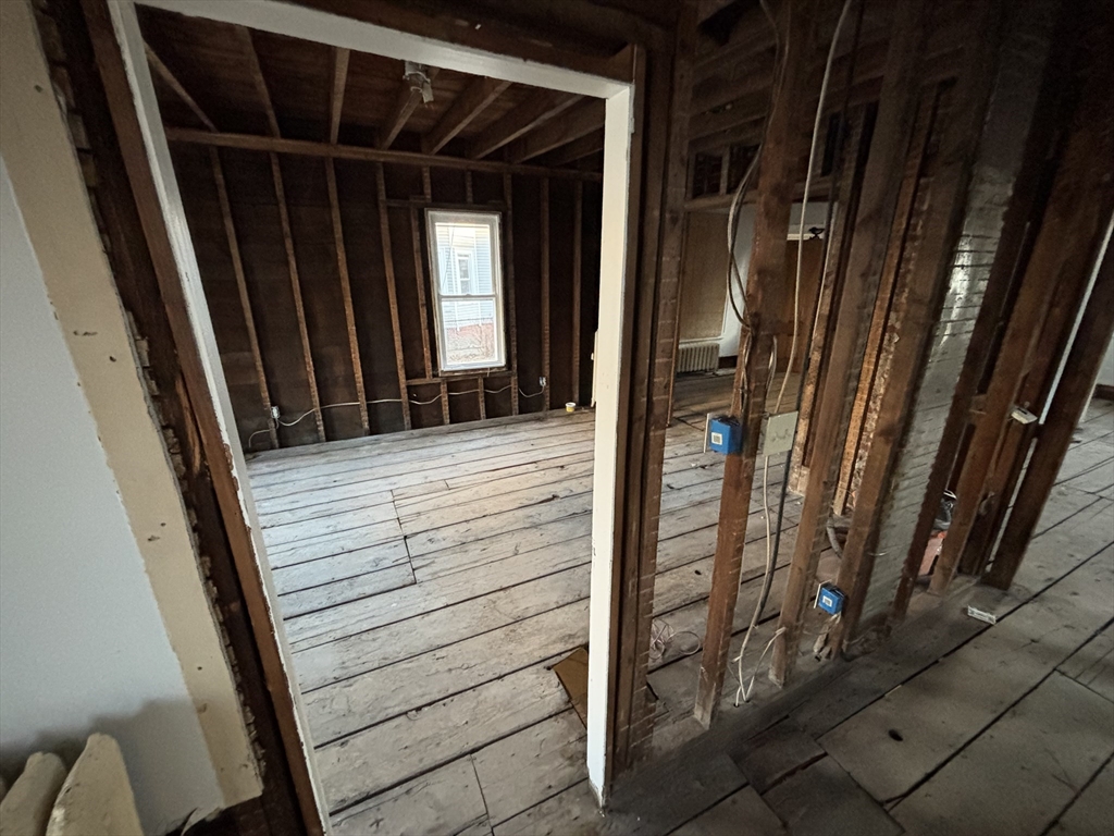 90 Cambridge Street Springfield, MA 01109 - Photo 8 of 25 a view of a balcony