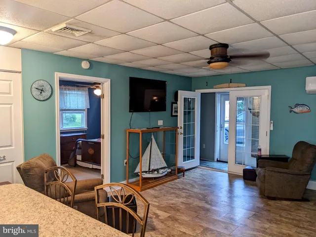 a view of front door and porch