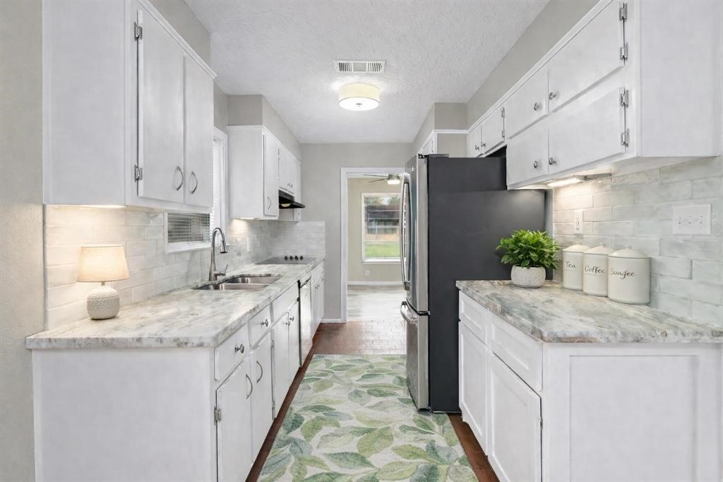 5195 Laurel Street Beaumont, TX 77707 - Photo 12 of 35 Virtually Staged