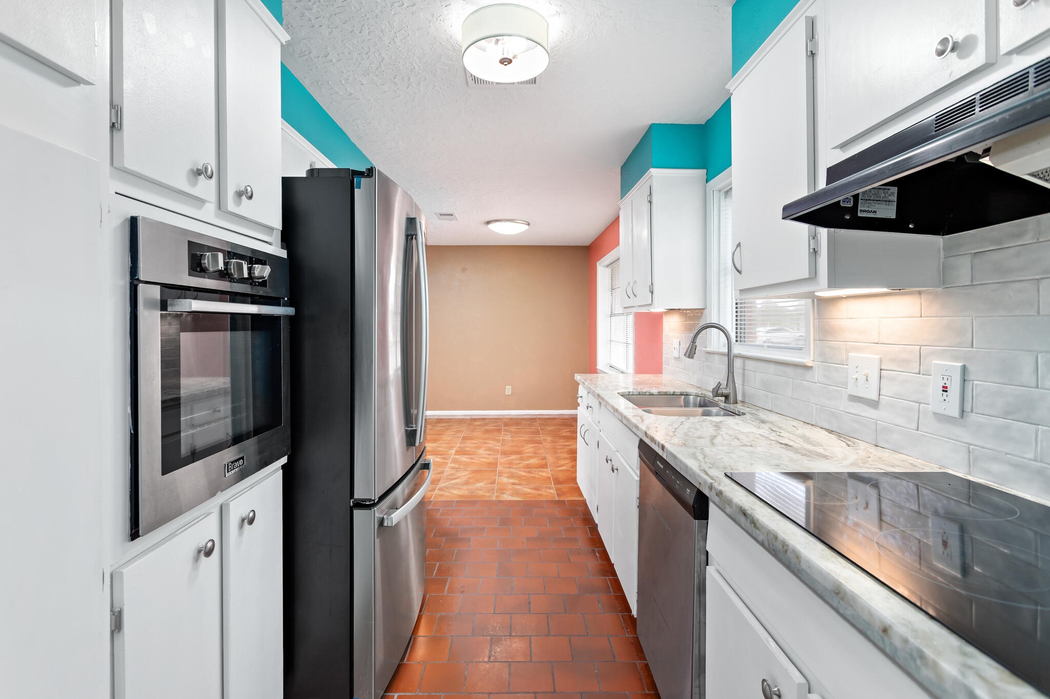 5195 Laurel Street Beaumont, TX 77707 - Photo 6 of 30