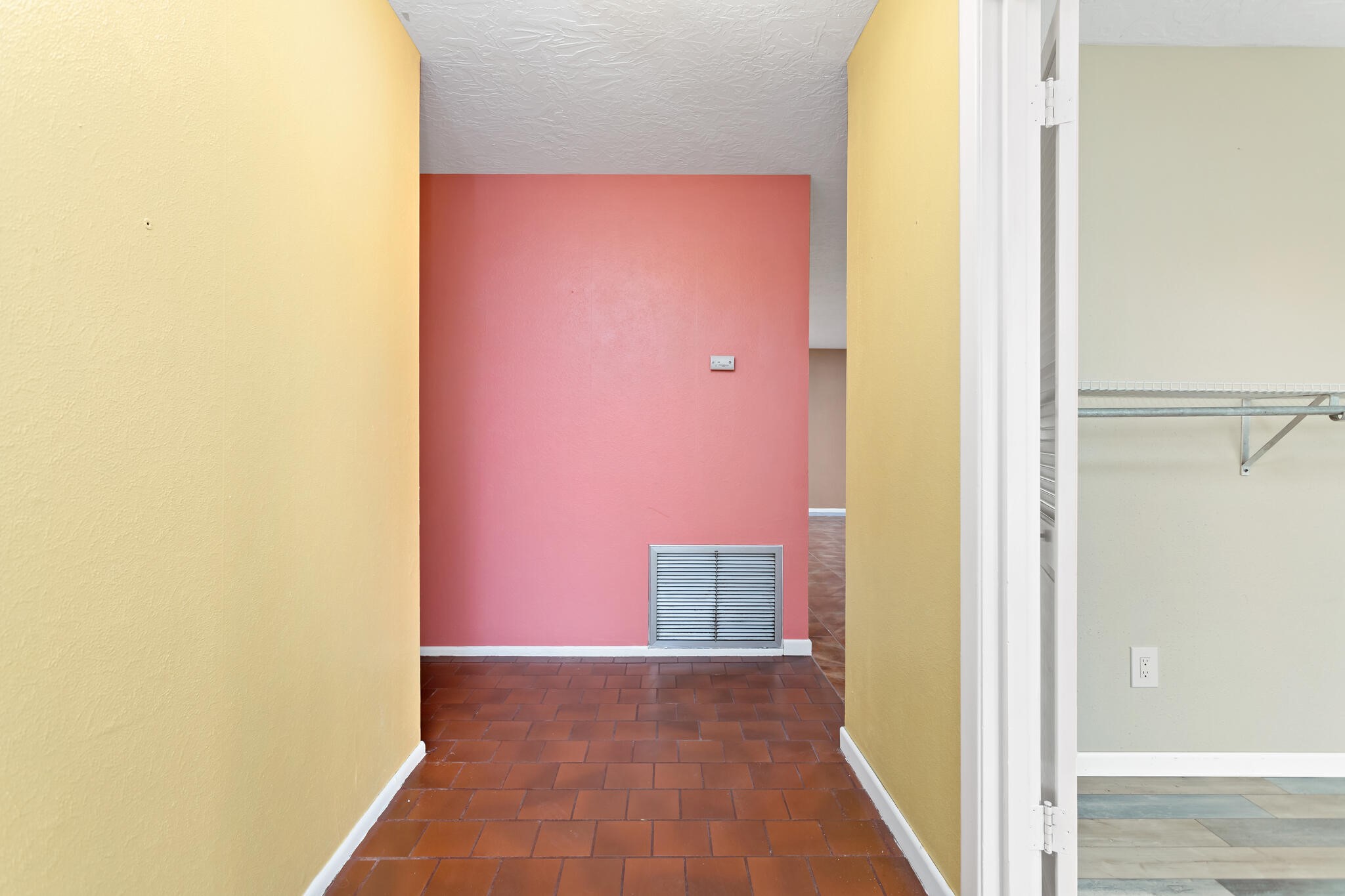 5195 Laurel Street Beaumont, TX 77707 - Photo 9 of 30