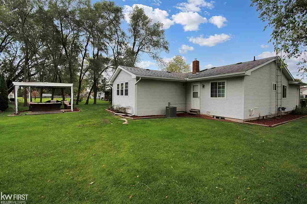 10041 North Jennings Road Clio, MI 48420 - Photo 10 of 60 50059105-9.JPG