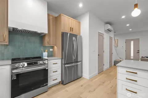 $549,000 | 3550 South Dawson Street, Seattle, WA 98118