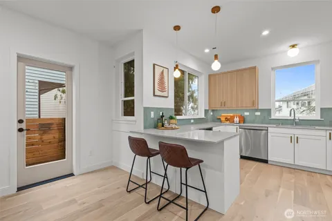 $549,000 | 3550 South Dawson Street, Seattle, WA 98118